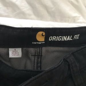 Carhartt original fit black fleece lined carpenter pants, length is short.(28)